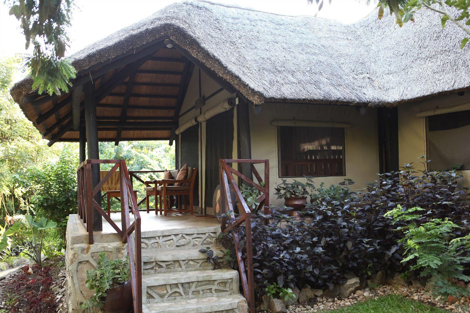 Blue Zebra Island Lodge Senga Exterior photo