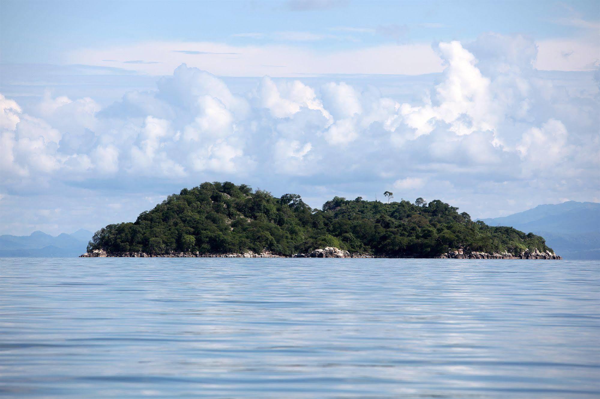 Blue Zebra Island Lodge Senga Exterior photo