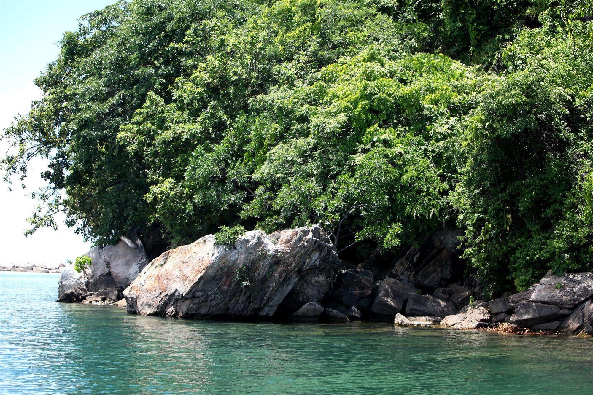 Blue Zebra Island Lodge Senga Exterior photo